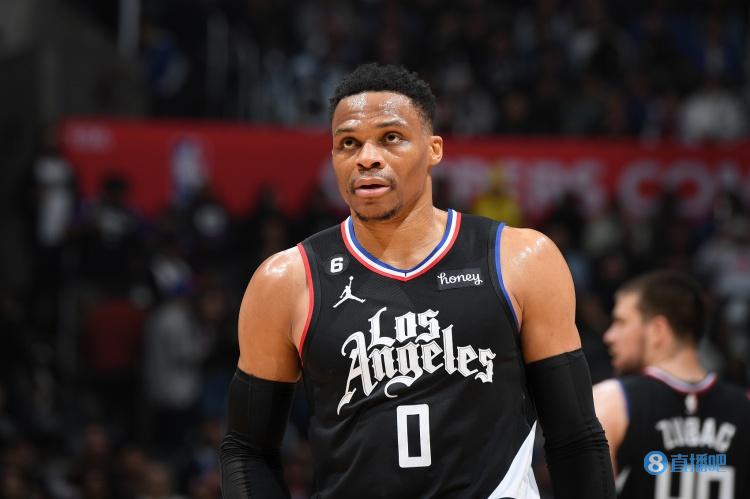 反而给了客 反而给了客