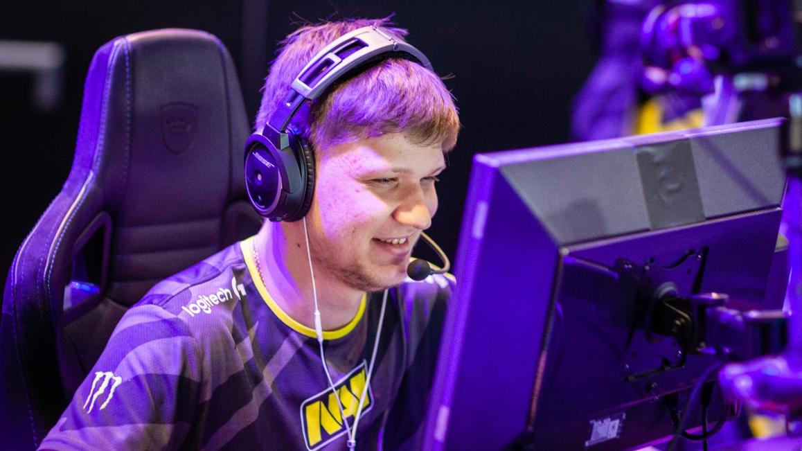 罚球线附近 罚球线附近